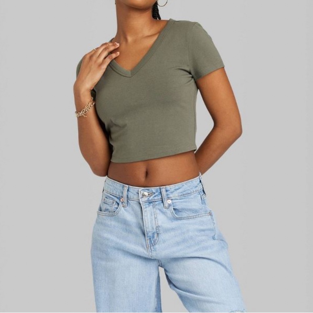 Green t-shirt small